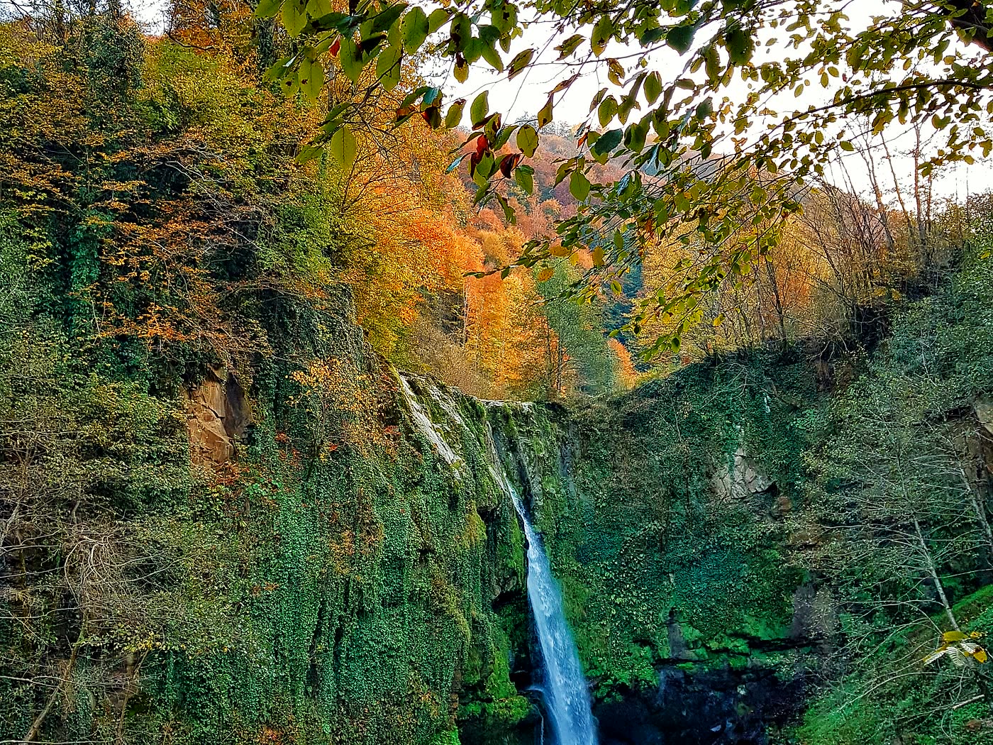 Ohtamış Şelalesi